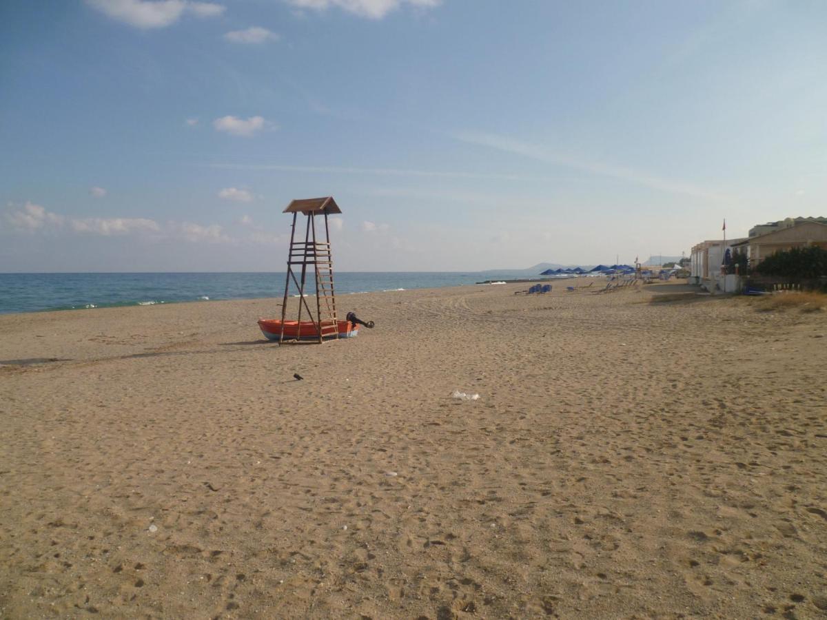 אדליאנוס קומפוס Palladion מראה חיצוני תמונה