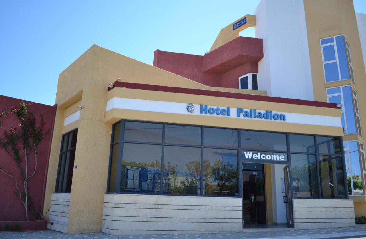 אדליאנוס קומפוס Palladion מראה חיצוני תמונה